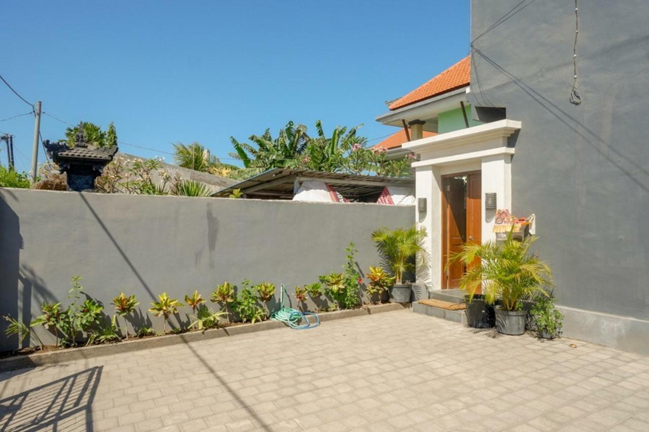 דנפסאר Reddoorz Near Mertasari Beach מראה חיצוני תמונה