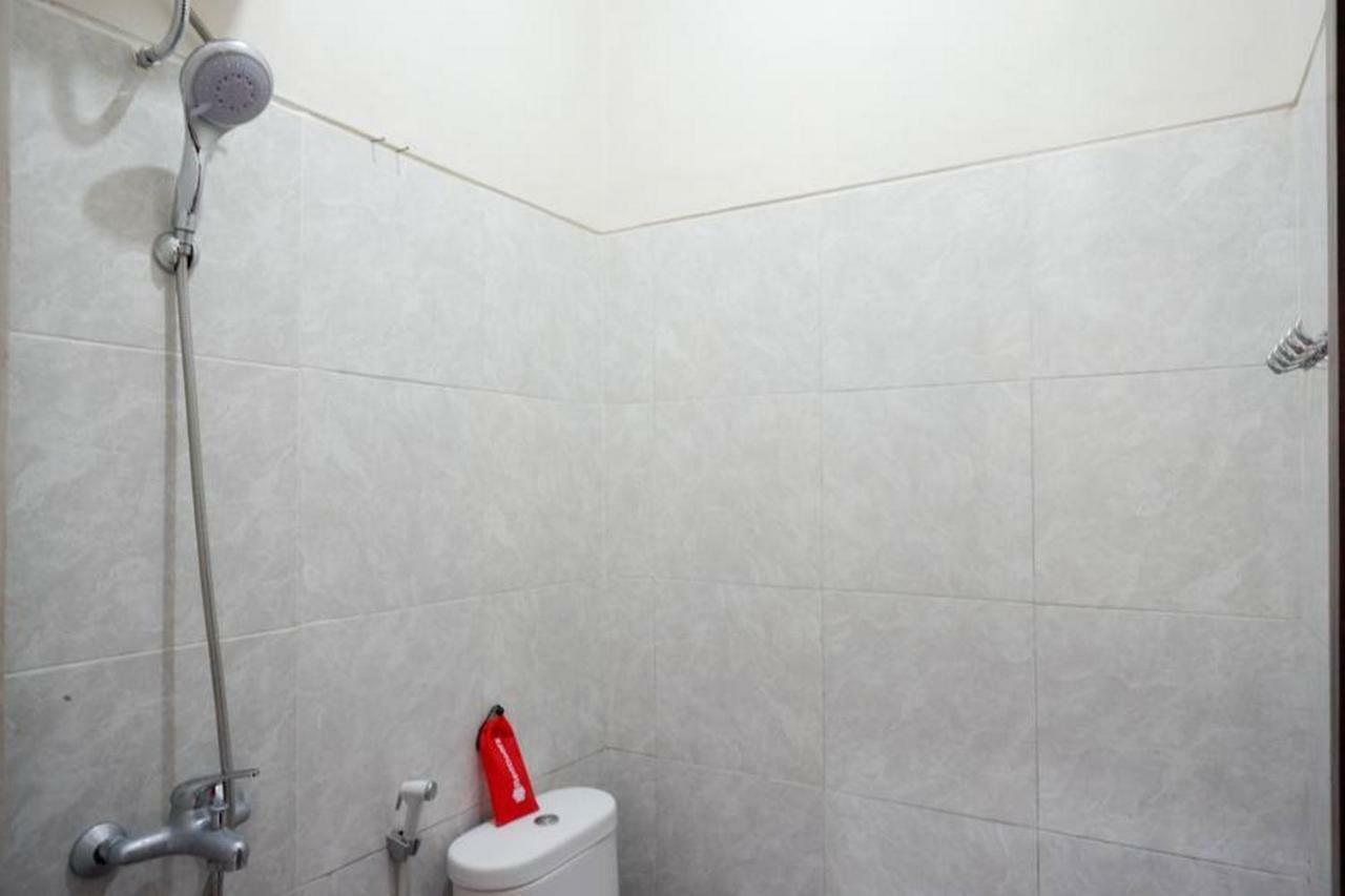 דנפסאר Reddoorz Near Mertasari Beach חדר תמונה